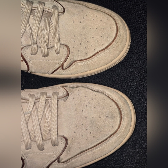 Nike Athletic Shoes in Beige and Brown - Picture 6 of 8